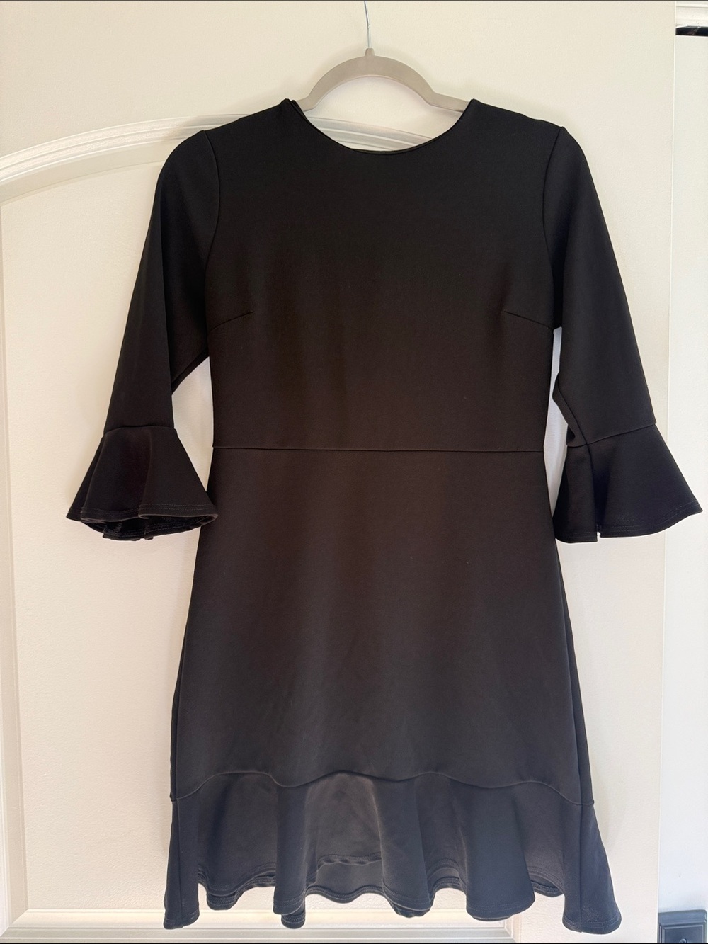 Black Ruffle-Sleeve Women's Dress size- small